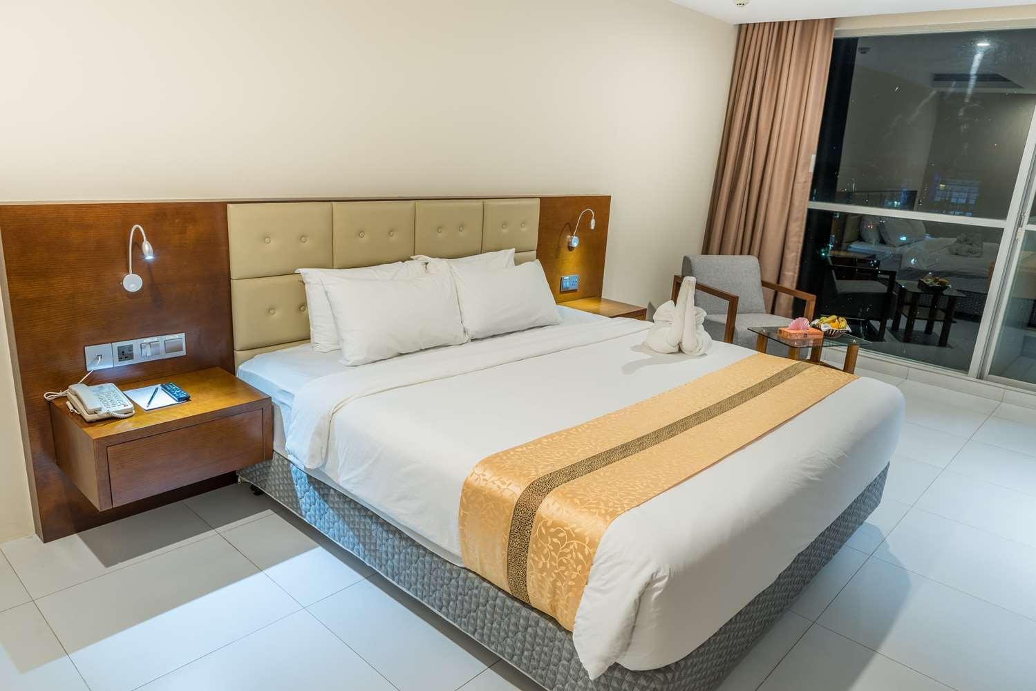 Best Western Heritage 库克斯巴扎 外观 照片