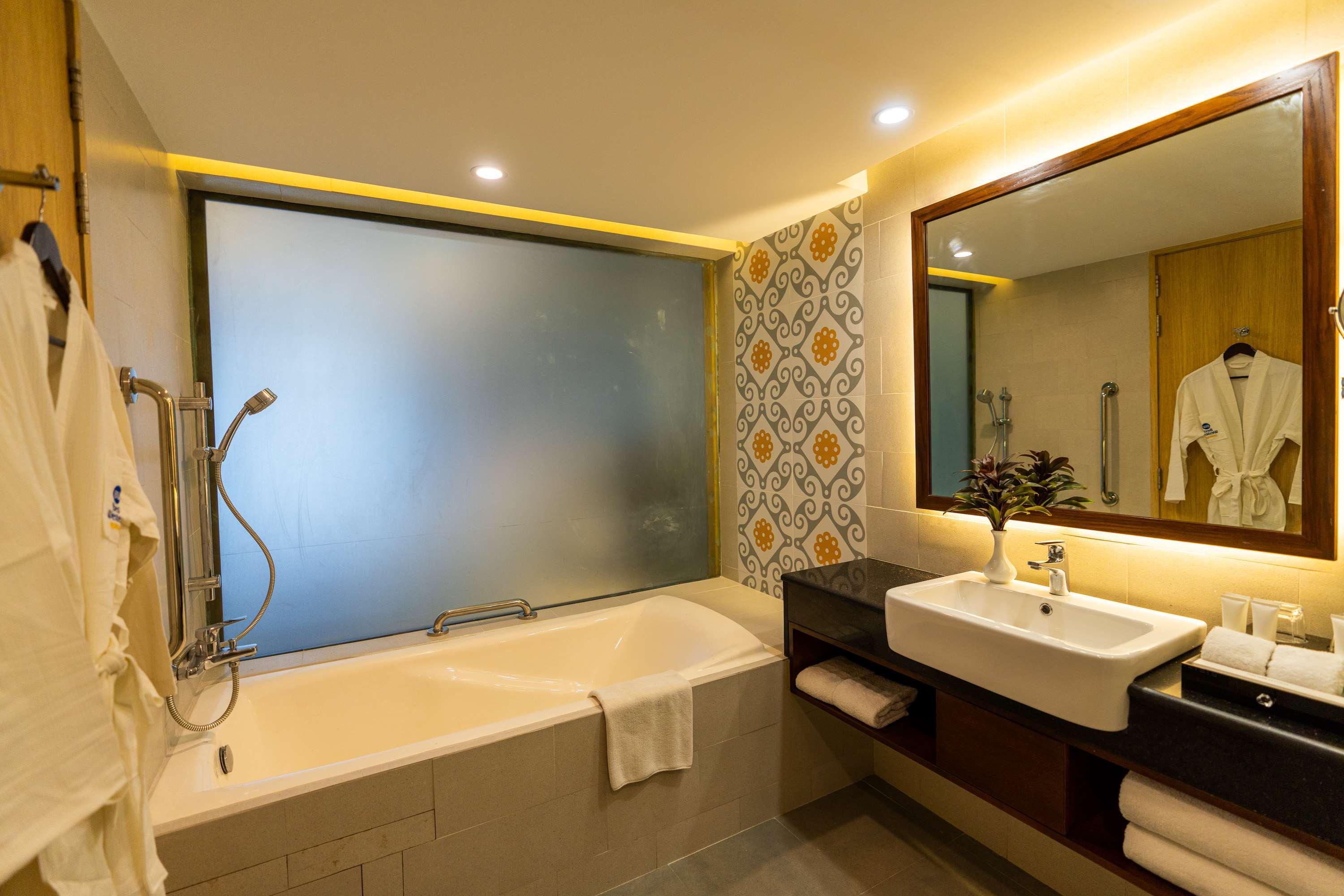 Best Western Heritage 库克斯巴扎 外观 照片