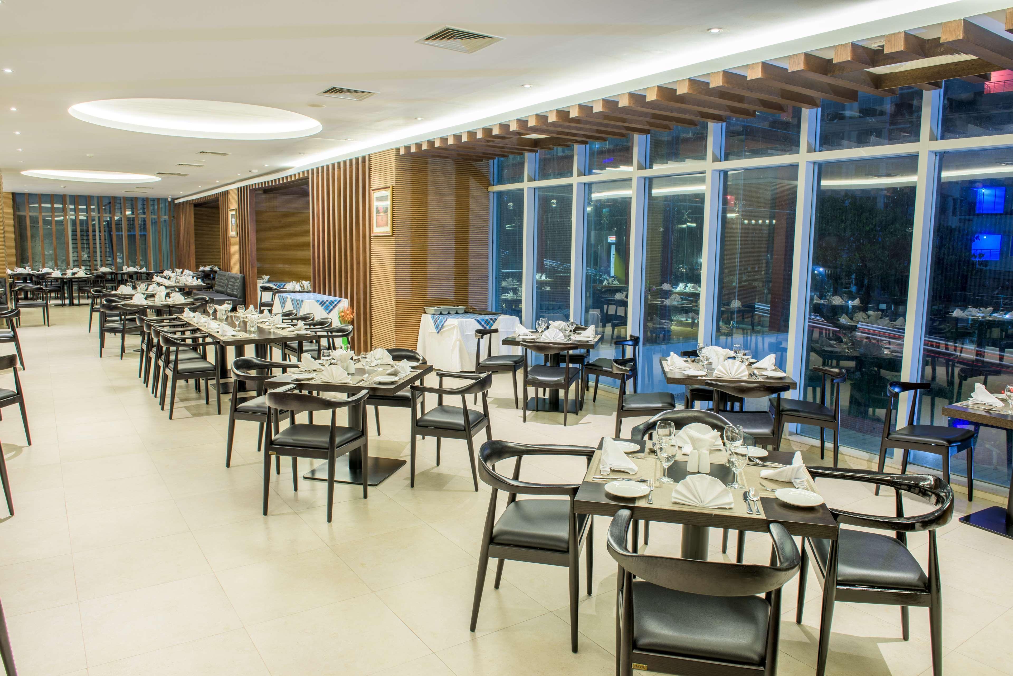 Best Western Heritage 库克斯巴扎 外观 照片